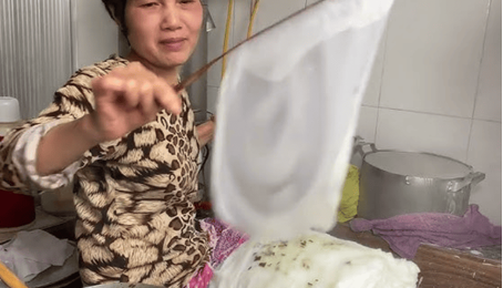 Bánh Cuốn Thanh Trì – Bí Quyết Giữ Trọn Hương Vị Truyền Thống Trong Từng Chiếc Bánh